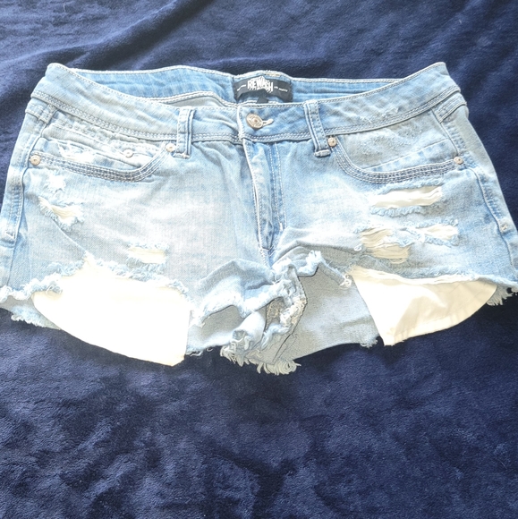 DENIM SHORTS - Picture 2 of 9